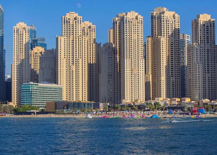 Hilton Dubai The WalkResort Hotel